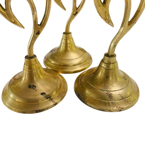 Vintage Mid-Century Modern Brass Swirl Candlestick Holders (Set of 3) - Picture 11 of 14